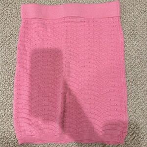 Pink sweater skirt